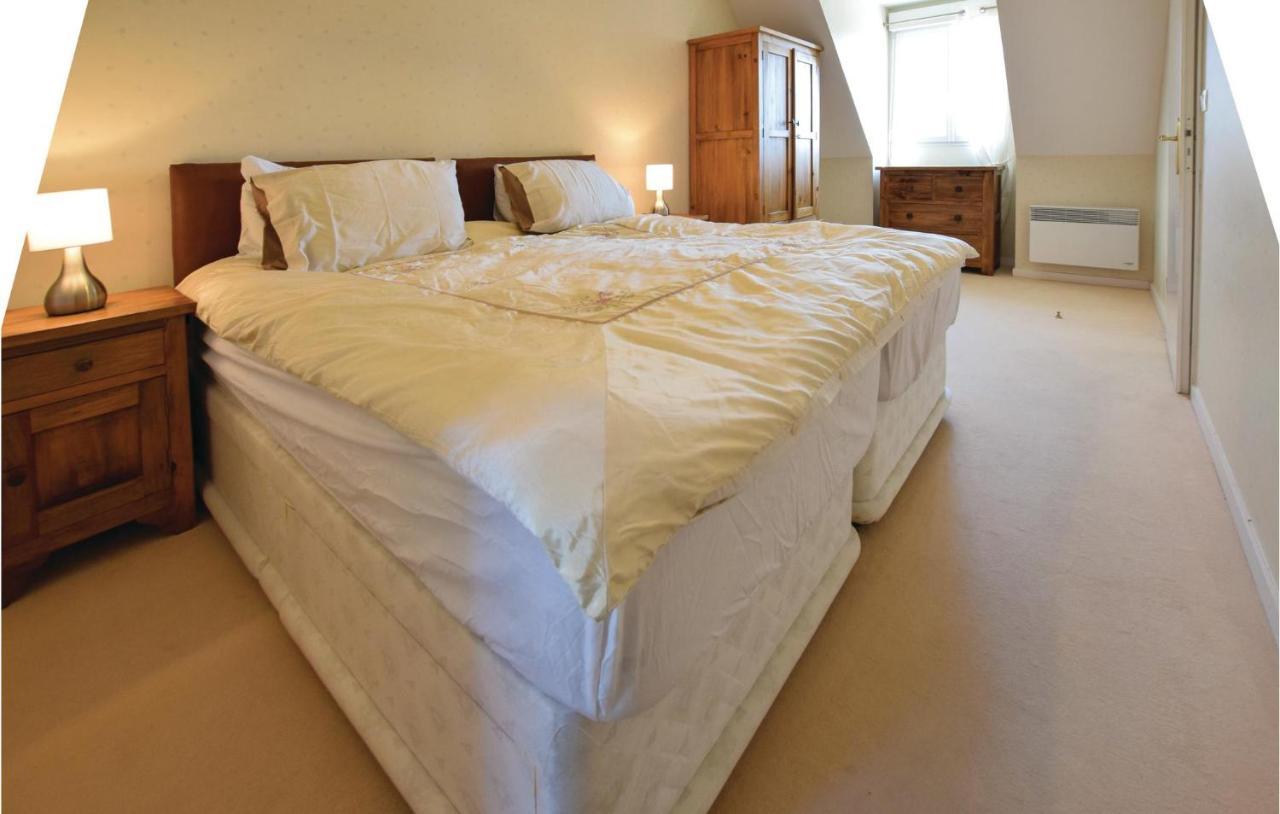 4 Bedroom Cozy Home In Port-En-Bessin-Huppain Экстерьер фото